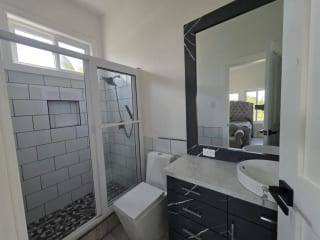 BONITA CASA EN VENTA AMUEBLADA Aldea las QUECHAS, Monterrico — Casa en Venta en Monterrico, Santa Rosa — miniatura 4 de 14