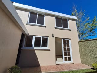 Venta de Casa en Residenciales Santa Mònica VI, Km. 16.5 Carretera a El Salvador — Casa en Venta en Carretera a El Salvador, Guatemala, Ciudad — miniatura 13 de 17