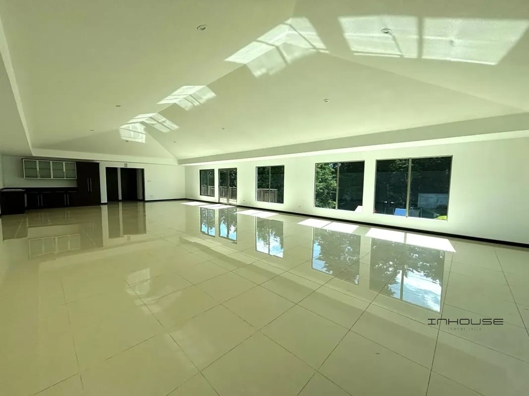 CASA EN VENTA EN CARRETERA A EL SALVADOR KM 16.5 — Casa en Venta en Carretera a El Salvador, Guatemala, Ciudad — foto 8 de 10