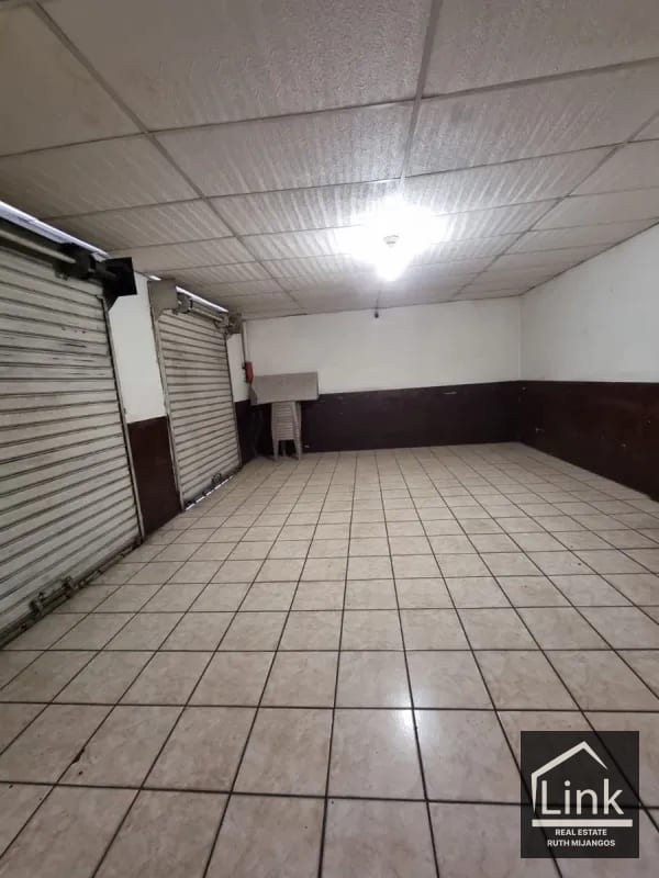 Casa en Venta uso comercial zona 12 — Casa en Venta en Avenida Petapa, Zona 12, Guatemala, Ciudad — foto 2 de 13