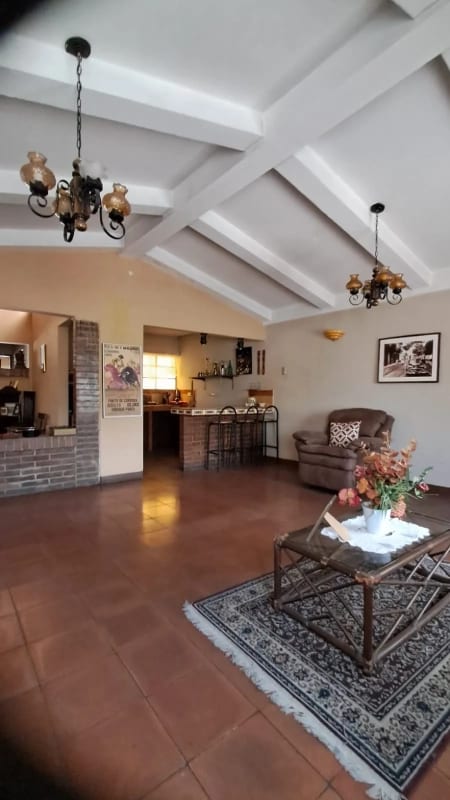 Casa de esquina en zona 2 fuera de garita — Casa en Venta en Zona 2, Guatemala, Ciudad — foto 2 de 17