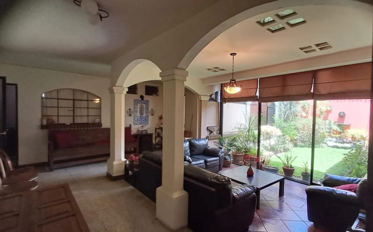 Casa de esquina en zona 2 fuera de garita — Casa en Venta en Zona 2, Guatemala, Ciudad — foto 13 de 17