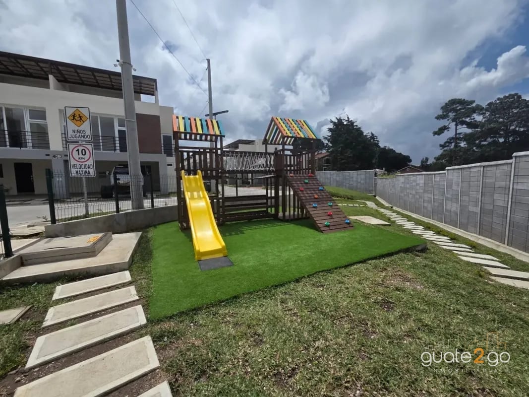 Casa para estrenar en Los Eucaliptos de Pinabetes — Casa en Venta en km 16-20, Carretera a El Salvador, Guatemala, Ciudad — foto 9 de 14