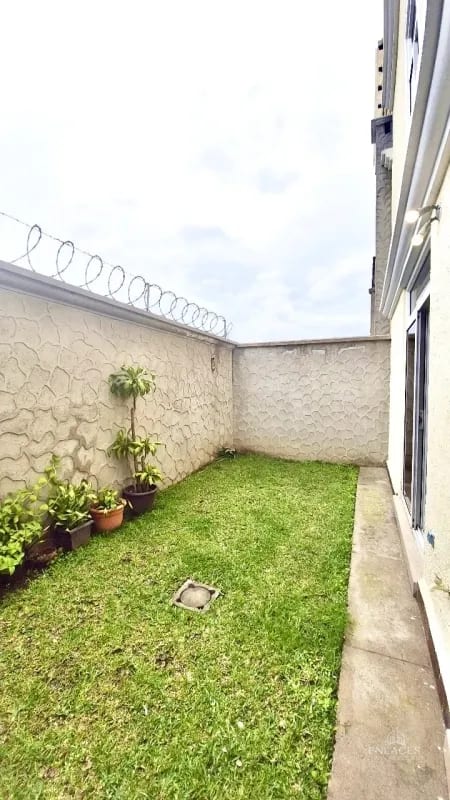 Zona 7 de Mixco • Casa en venta • Altos del Encinal II — Casa en Venta en Zona 7 Mixco, Guatemala, Ciudad — foto 4 de 10