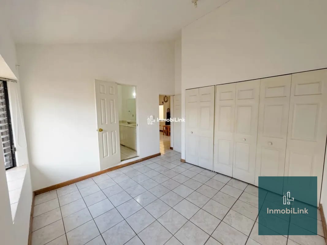 Kanajuyu — Casa en Venta en Kanajuyú, Zona 16, Guatemala, Ciudad — foto 11 de 12