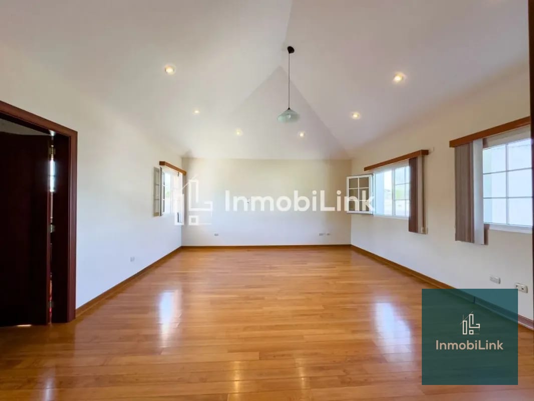 Casa Los Diamantes — Casa en Venta en Carretera a El Salvador, Guatemala, Ciudad — foto 2 de 12