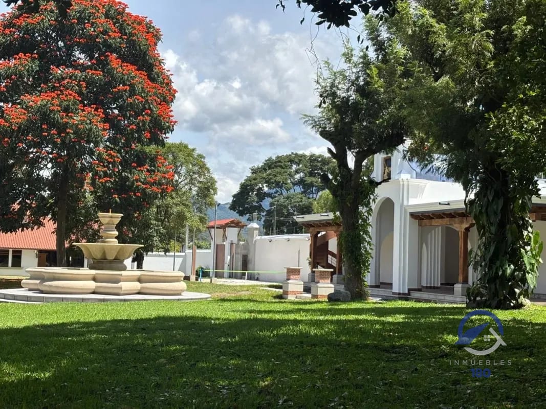 Amplia Casa en Renta en Villas de Duero, San Pedro El Alto, (entrando a San Pedro Las Huertas) — Casa en Alquiler en San Pedro Las Huertas, Antigua, Sacatepéquez — foto 3 de 17