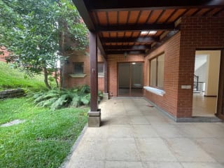CASA VENTA CONDOMINIO PUERTA GRANDE KM14.1 CAES ~ 4 DORMITORIOS $650,000 — Casa en Venta en Carretera a El Salvador, Guatemala, Ciudad — miniatura 1 de 5