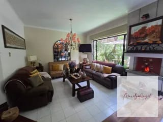 VENTA DE CASA EN ZONA 10 — Casa en Venta en Zona 10, Guatemala, Ciudad — miniatura 1 de 10
