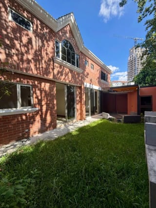 Venta de Casa -Villas de Jacarandas de Cayalà, Zona 16- — Casa en Venta en Jacarandas de Cayalá, Zona 16, Guatemala, Ciudad — miniatura 14 de 15