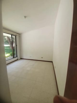 ALQUILER DE PRECIOSA CASA EN KM. 25 CARRETERA SALVADOR — Casa en Venta en Carretera a El Salvador, Guatemala, Ciudad — miniatura 7 de 17