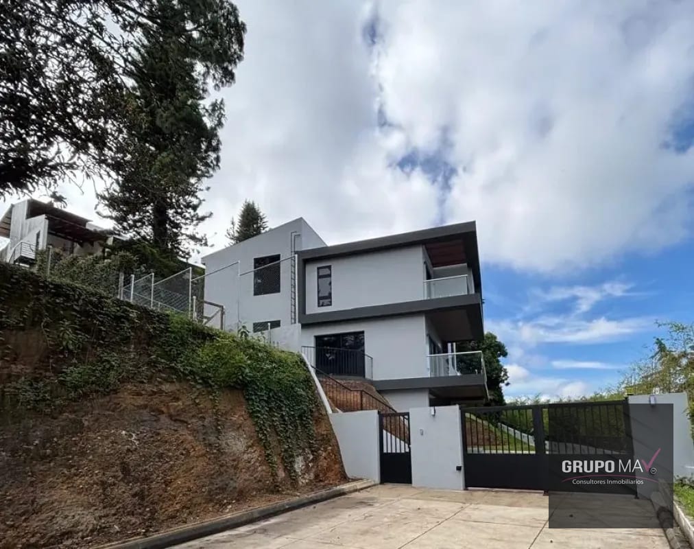 Casa Residenciales La Cruz, Santa Catarina Pínula — Casa en Alquiler en Santa Catarina Pinula, Carretera a El Salvador, Guatemala, Ciudad — foto 1 de 14