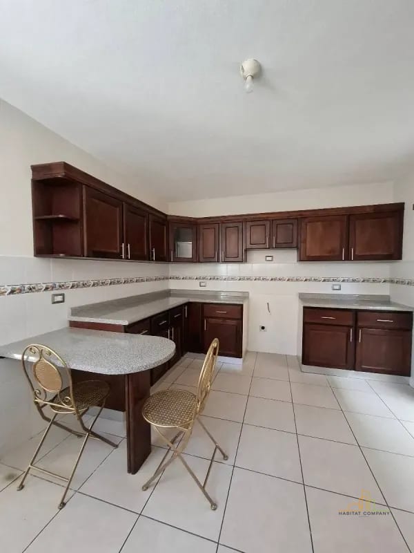 Venta Casa KM 16-20 CAES, Fraijanes- Residenciales Santa Mónica, 250 Mts2 — Casa en Venta en Fraijanes, Carretera a El Salvador, Guatemala, Ciudad — foto 3 de 14