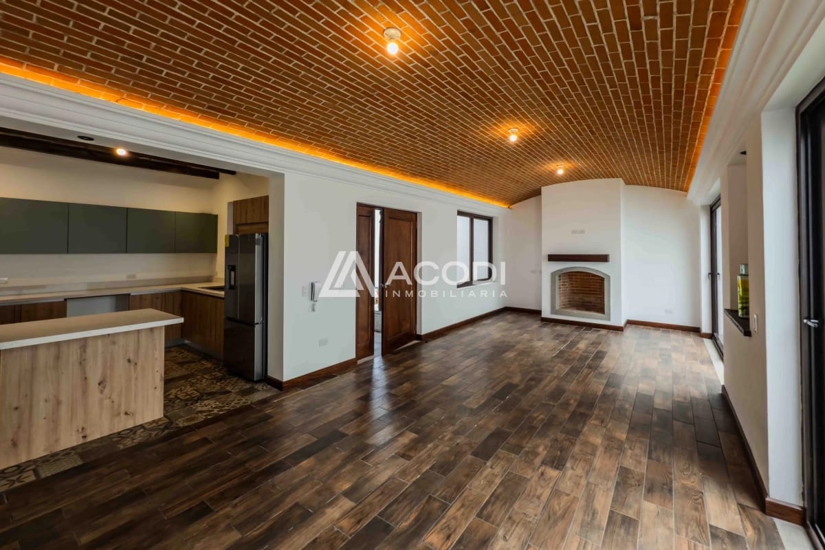 Casa cerca de Antigua Guatemala, Alotenango — Casa en Venta en Alotenango, Sacatepéquez — foto 1 de 7