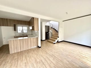 Casa en venta carretera el salvador km 25/D — Casa en Venta en Carretera a El Salvador, Guatemala, Ciudad — miniatura 4 de 10