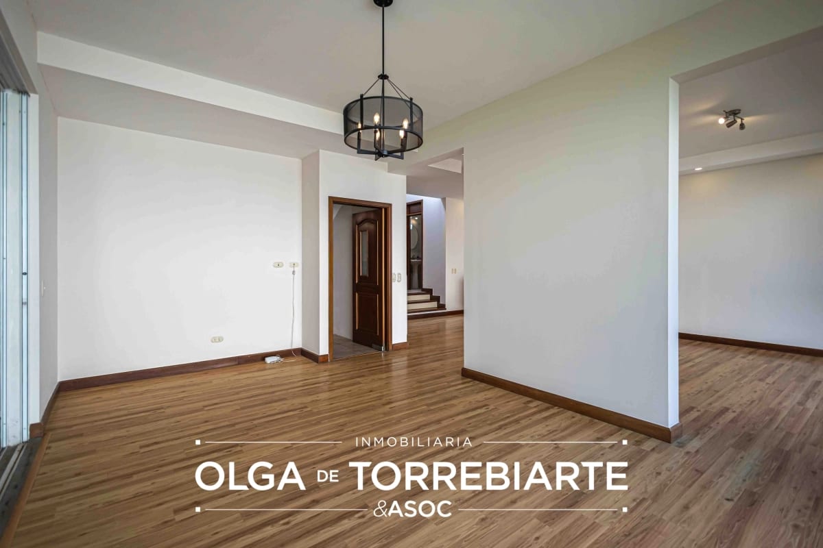 Casa en Condominio Portal del Bosque I — Casa en Venta en Portal del Bosque, Carretera a El Salvador, Guatemala, Ciudad — foto 4 de 17