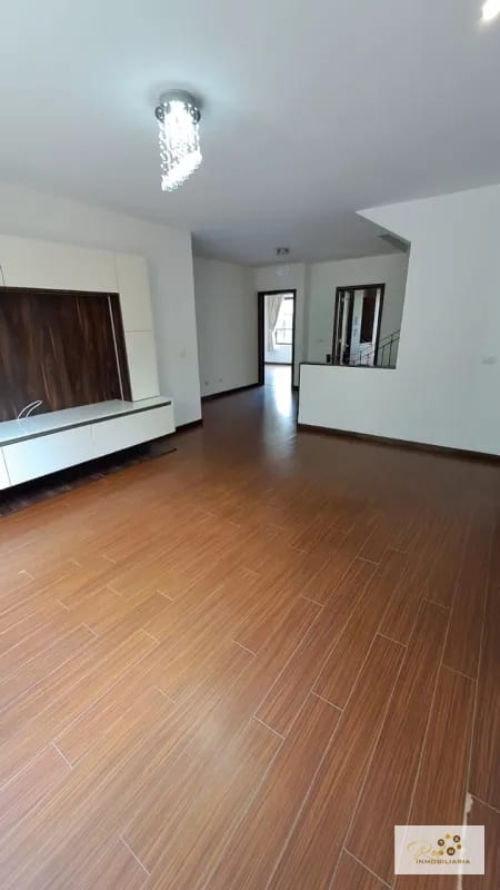 🏡 RENTA CASA EN CONDOMINIO PUERTA GRANDE, Km.14.1 CAES. — Casa en Alquiler en Carretera a El Salvador, Guatemala, Ciudad — foto 7 de 15