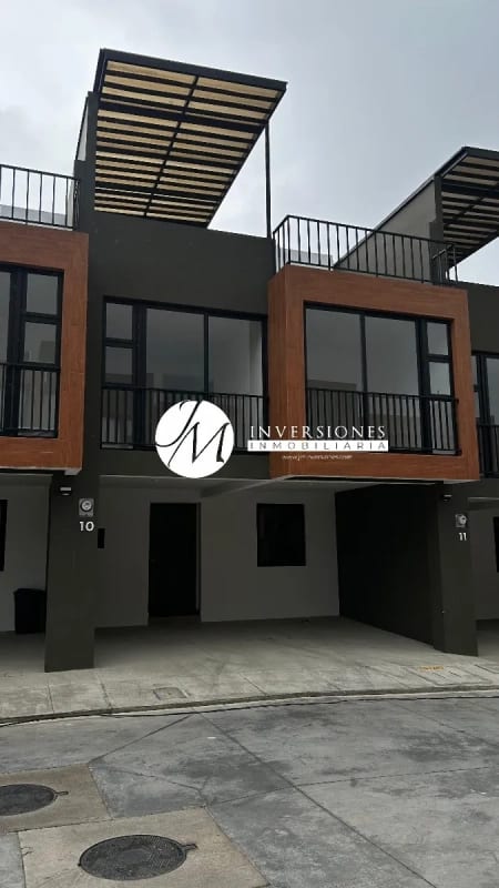 Casa en renta en zona 16 en condominio — Casa en Alquiler en Zona 16, Guatemala, Ciudad — foto 1 de 12