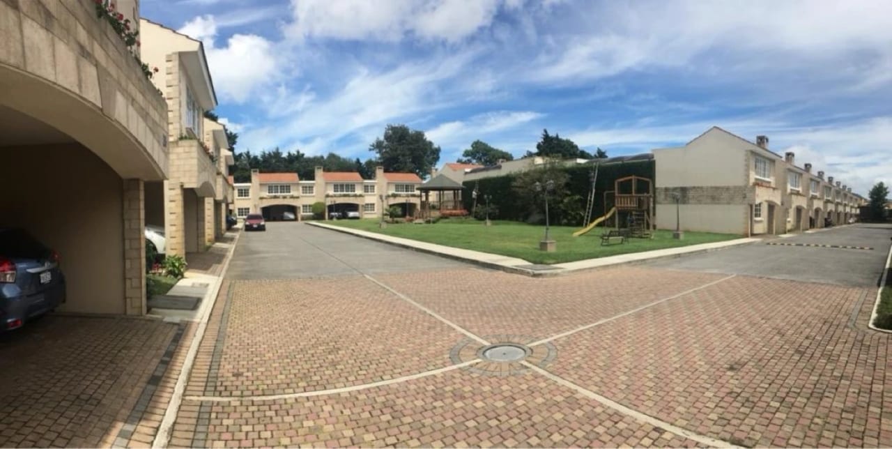 Km 16.5 atrás de la olmeca Villas de Santa Mónica — Casa en Alquiler en Carretera a El Salvador, Guatemala, Ciudad — foto 3 de 17
