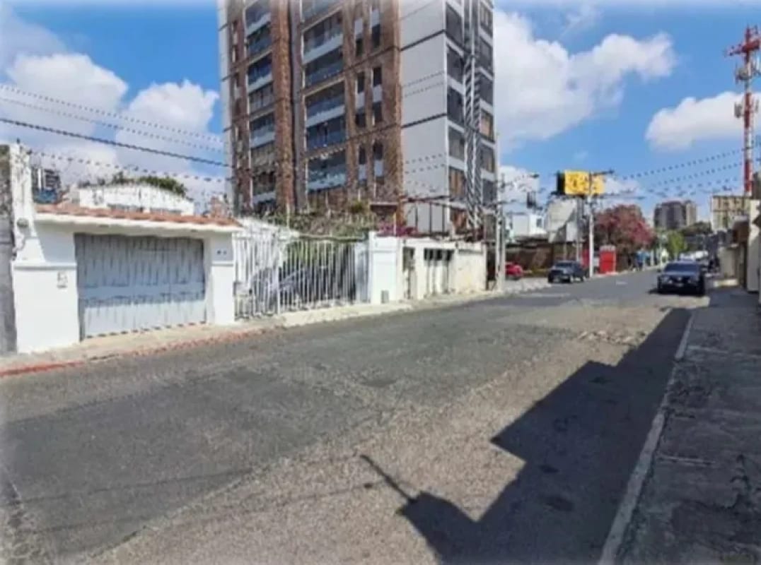Casa en Alquiler para Oficina Zona 10 Cerca Diagonal — Casa en Alquiler en Zona 10, Guatemala, Ciudad — foto 11 de 13