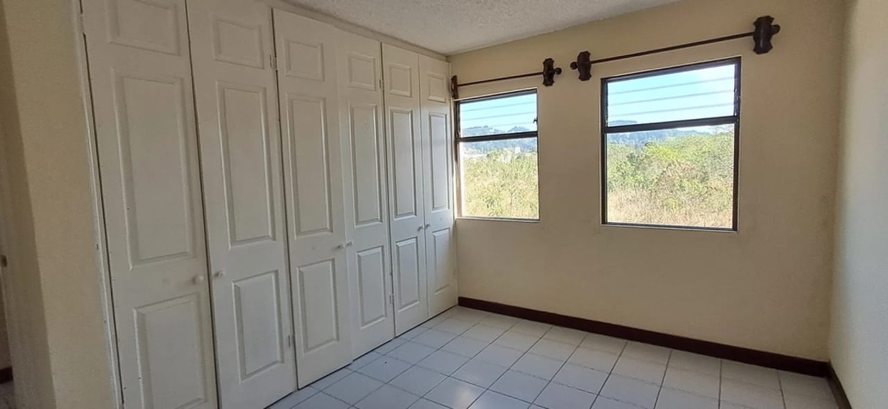 Casa en VENTA en Los Manantiales — Casa en Venta en Carretera a El Salvador, Guatemala, Ciudad — foto 8 de 14