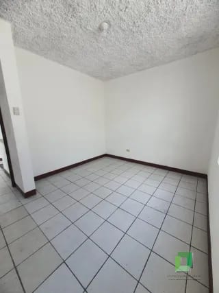 Casa Venta San Cristóbal — Casa en Venta en Zona 8 Mixco, Guatemala, Ciudad — miniatura 4 de 16