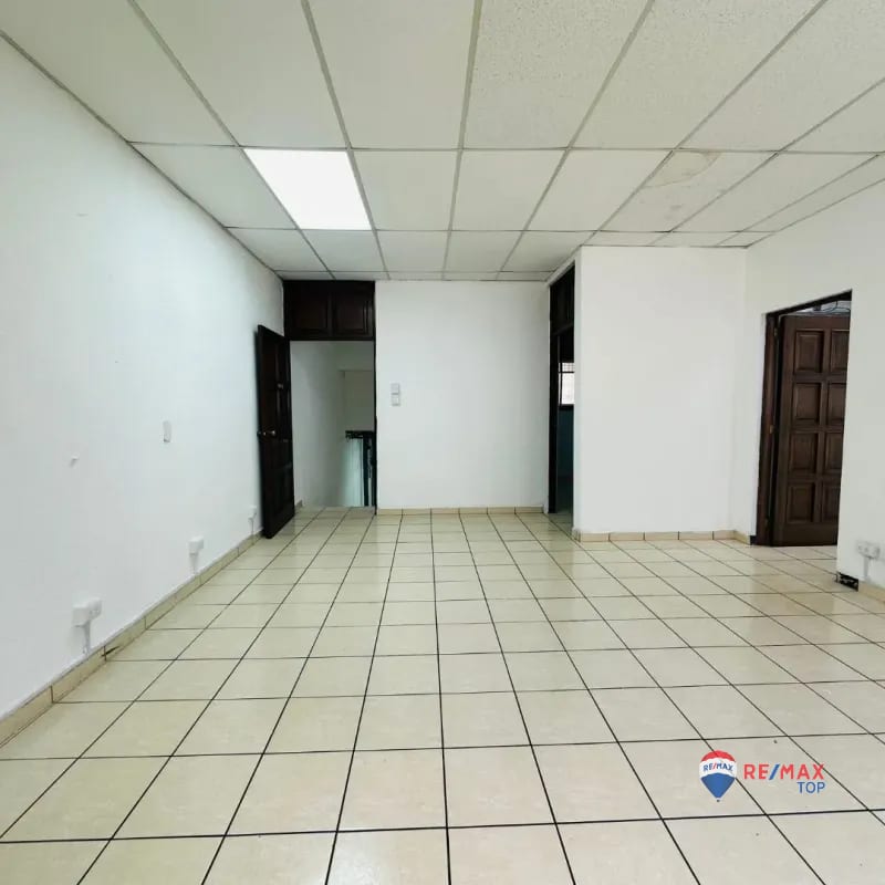 ZONA 9, CASA IDEAL PARA COMERCIO — Casa en Venta en Zona 9, Guatemala, Ciudad — foto 1 de 13