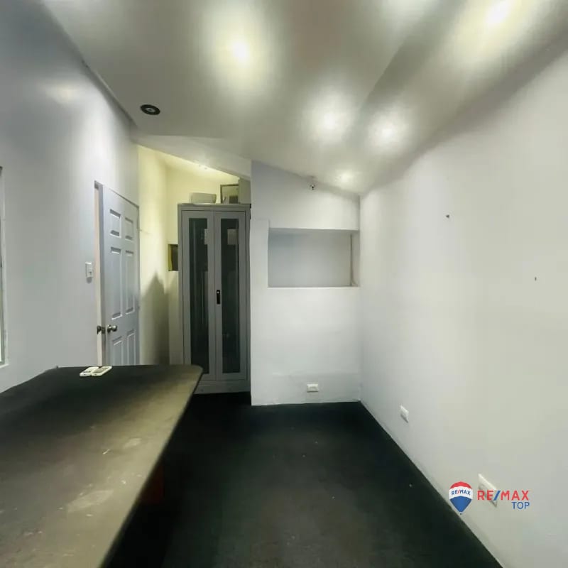 ZONA 9, CASA IDEAL PARA COMERCIO — Casa en Venta en Zona 9, Guatemala, Ciudad — foto 7 de 13