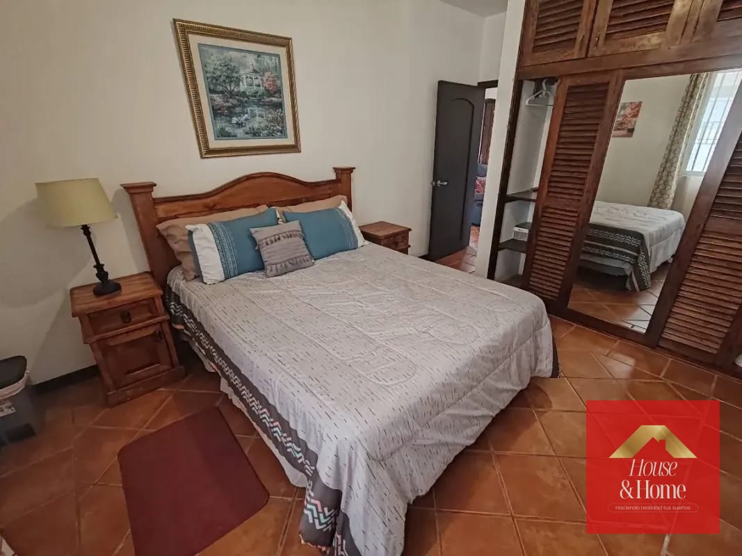Renta de casa amueblada — Casa en Alquiler en San Lucas Sacatepéquez, Sacatepéquez — foto 4 de 15