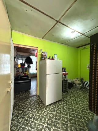Casa en venta en zona 4 Mixco Monte Real con locales comerciales — Casa en Venta en Zona 4 Mixco, Guatemala, Ciudad — miniatura 8 de 16