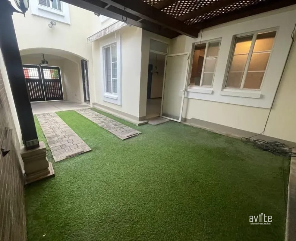 CONDADO NARANJO. Casa tipo Solana en venta, dentro de Alameda Norte $425,000 — Casa en Venta en Condado Naranjo, Zona 4 Mixco, Guatemala, Ciudad — foto 13 de 15