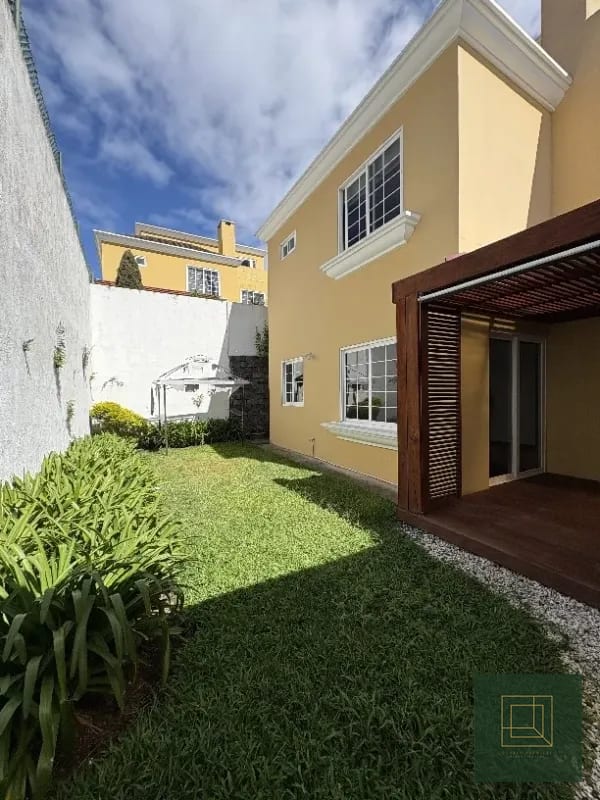 Amplia casa en renta en Condominio Entreverdes — Casa en Alquiler en Entreverdes, Carretera a El Salvador, Guatemala, Ciudad — foto 9 de 10