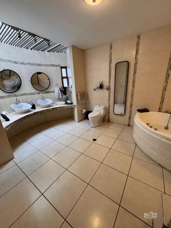 Bosques de Linda Villa, zona 7, casa en venta Q2,950,000 más impuestos negociables — Casa en Venta en Zona 7, Guatemala, Ciudad — foto 5 de 11