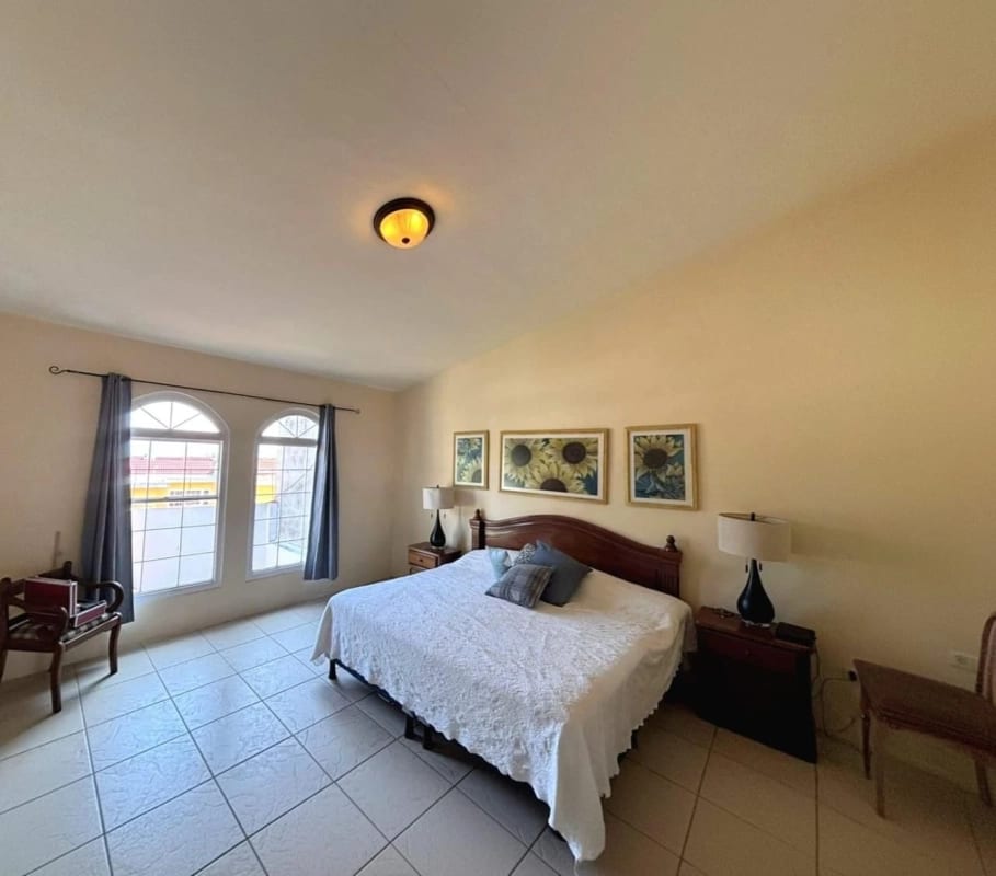 CASA EN VENTA CONDOMINIO LAS ORQUÍDEAS SECTOR A-1 SAN CRISTÓBAL ZONA 8 MIXCO — Casa en Venta en Zona 8 Mixco, Guatemala, Ciudad — foto 7 de 13