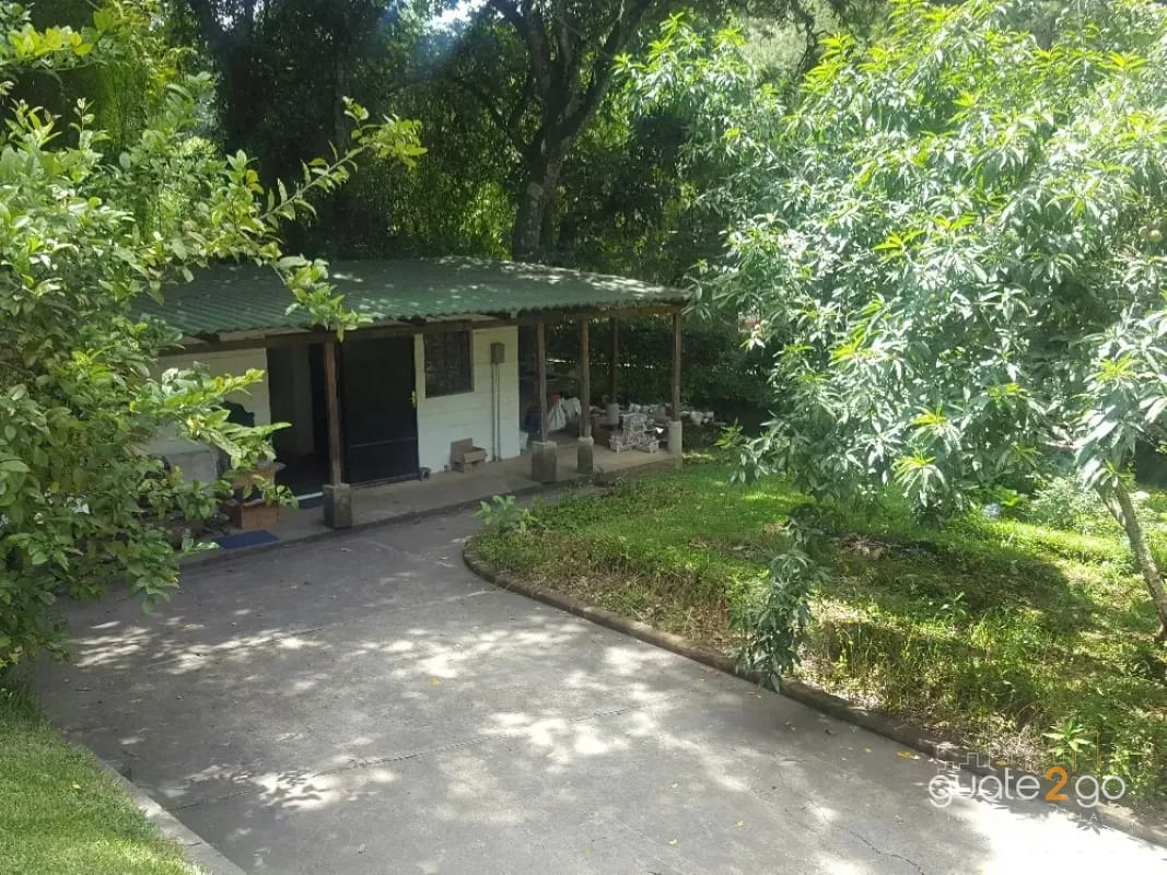 Casa en San Lucas, fuera de garita a pocos metros de Asgard Resort — Casa en Venta en San Lucas Sacatepéquez, Sacatepéquez — foto 1 de 10