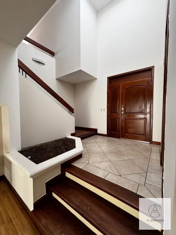 Casa en venta en Portal del Bosque, CES — Casa en Venta en Portal del Bosque, Carretera a El Salvador, Guatemala, Ciudad — foto 9 de 14
