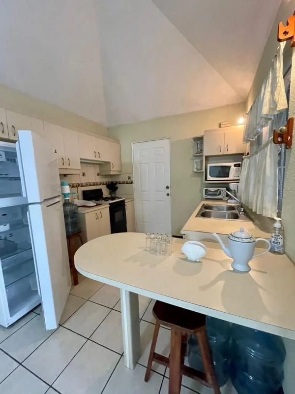 Rento casa Escuintla, Residencial Las Victorias. — Casa en Alquiler en Palín, Escuintla — foto 4 de 7