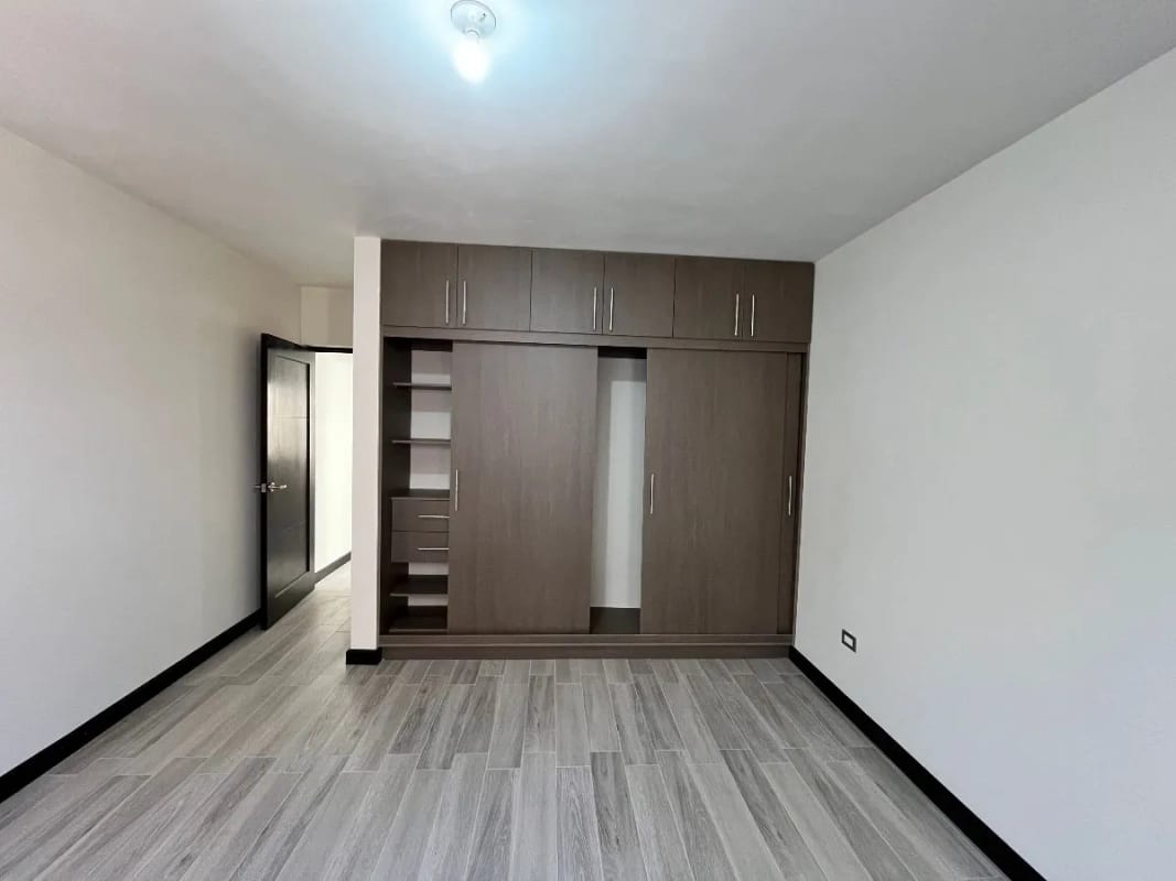Casa nueva en venta de 3 habitaciones, Hacienda Real zona 16 — Casa en Venta en Hacienda Real, Zona 16, Guatemala, Ciudad — foto 7 de 17