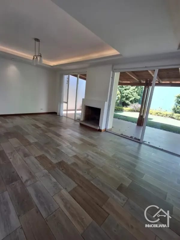 CASA en Venta - Portal del Bosque CAES — Casa en Venta en Portal del Bosque, Carretera a El Salvador, Guatemala, Ciudad — foto 16 de 17