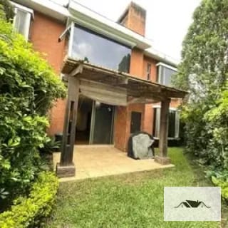 EN VENTA Preciosa y Amplia Casa Colonia  El PRADO  ZONA 10 — Casa en Venta en El Prado, Zona 10, Guatemala, Ciudad — miniatura 2 de 10
