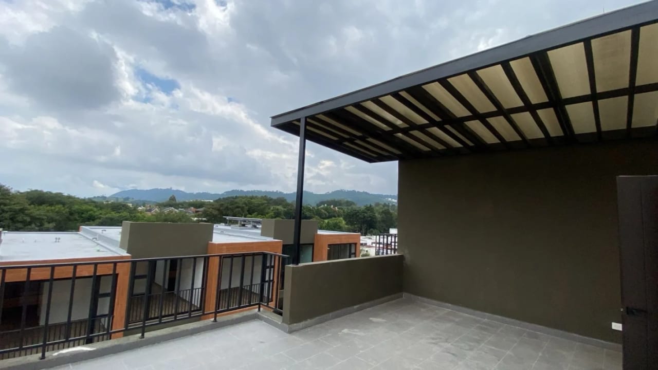 LINDA CASA NUEVA EN VENTA 3 HAB ZONA 16 LAURELES DE SAN ISIDRO — Casa en Venta en Zona 16, Guatemala, Ciudad — foto 1 de 17