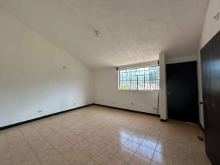 Casa en venta en San Pedro las Huertas a 10 minutos de Antigua Guatemala — Casa en Venta en San Pedro Las Huertas, Antigua, Sacatepéquez — miniatura 5 de 17