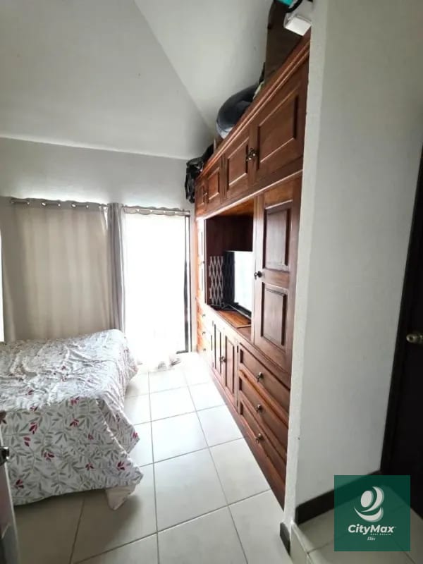 CASA EN VENTA - FORET DE ARRAZOLA — Casa en Venta en Arrazola Country Club, Carretera a El Salvador, Guatemala, Ciudad — foto 2 de 7