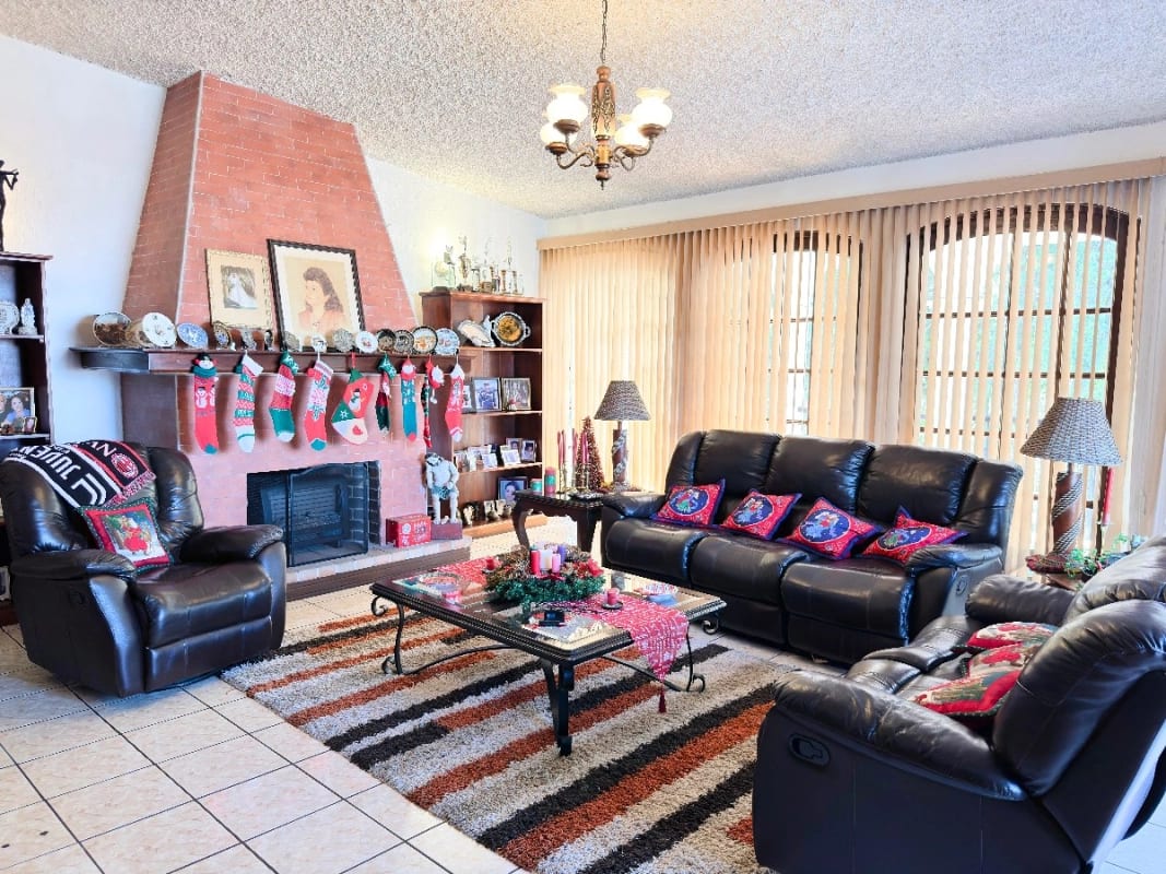 Casa 5 dormitorios en venta en Colonia Lourdes Zona 16 — Casa en Venta en Zona 16, Guatemala, Ciudad — foto 13 de 14