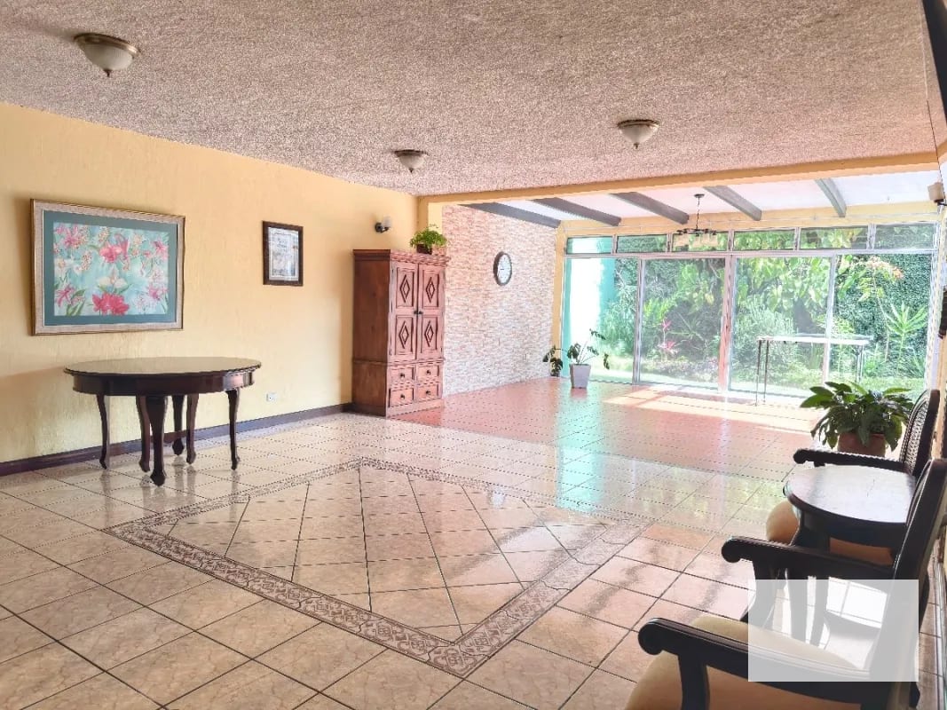 Casa 5 dormitorios en venta en Colonia Lourdes Zona 16 — Casa en Venta en Zona 16, Guatemala, Ciudad — foto 4 de 14