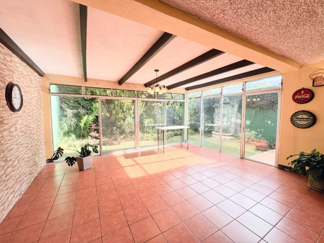 Casa 5 dormitorios en venta en Colonia Lourdes Zona 16 — Casa en Venta en Zona 16, Guatemala, Ciudad — foto 3 de 14