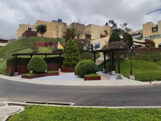 VENDO CASA BOSQUES DE ARRAZOLA.    4 HABITACIONES. ENGANCHE DE: Q.63,800. CASA FHA — Casa en Venta en San José Pinula, Guatemala, Ciudad — miniatura 1 de 9