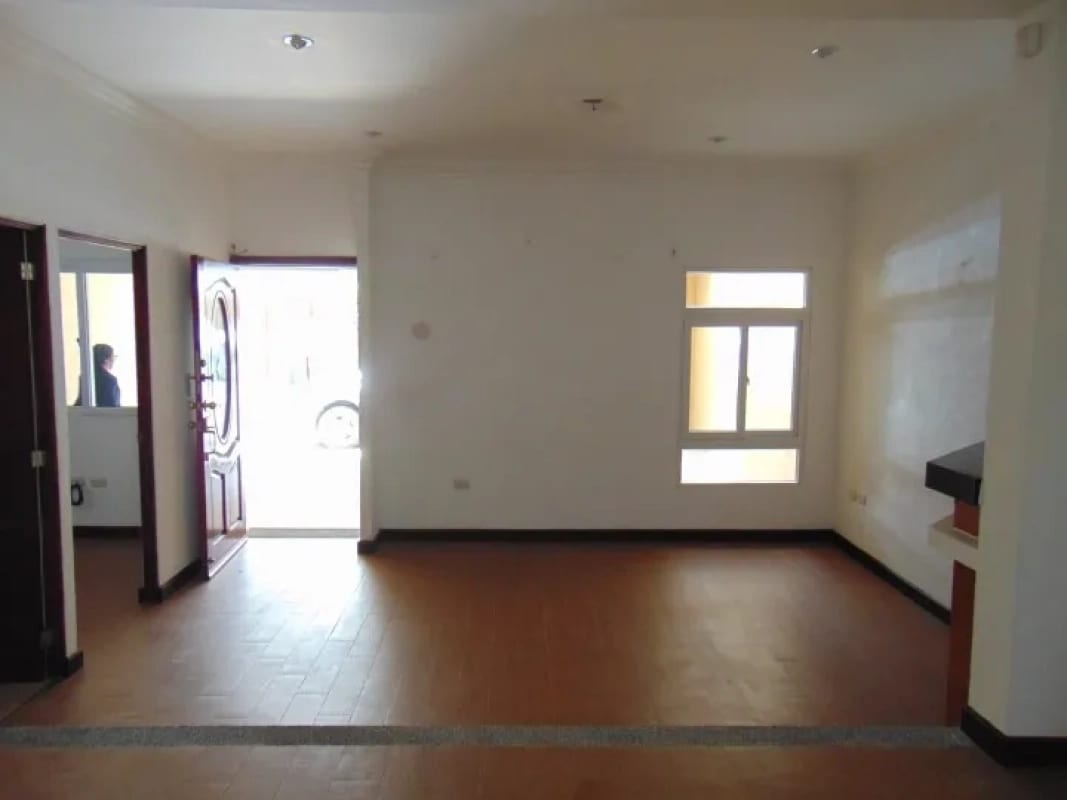VENDO CASA BOSQUES DE ARRAZOLA. 4 HABITACIONES. ENGANCHE DE: Q.63,800. CASA FHA — Casa en Venta en San José Pinula, Guatemala, Ciudad — foto 8 de 9