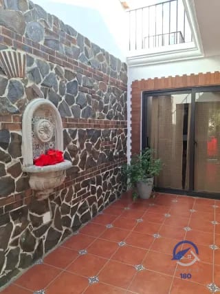 Casa en venta en Barrio Las Campanas, San Pedro Las Huertas, Sacatepéquez — Casa en Venta en San Pedro Sacatepéquez, Sacatepéquez — miniatura 5 de 15