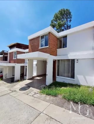 Casa en renta en zona 16 — Casa en Venta en Zona 16, Guatemala, Ciudad — miniatura 1 de 9